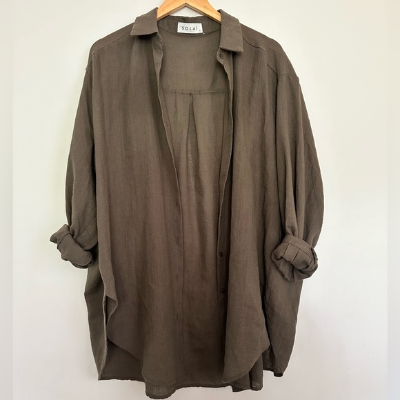 Solai Poolside Oversized Button Top Espresso - Picture 2 of 8
